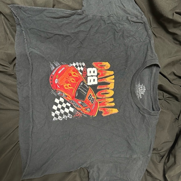 Cropped Daytona 88 Graphic Tee - Picture 3 of 3